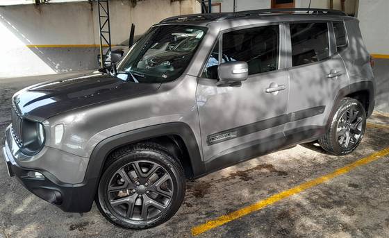 JEEP RENEGADE 1.8 16V FLEX LONGITUDE 4P AUTOMÁTICO